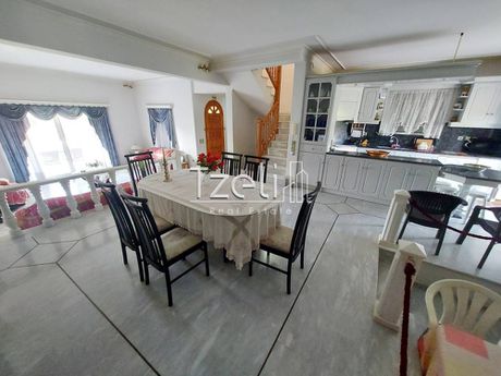 Detached home 450sqm for sale-Rio » Agios Vasileios