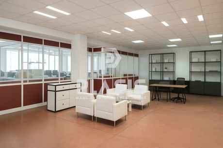 Business bulding 1.020sqm for rent-Kolonos - Kolokinthous