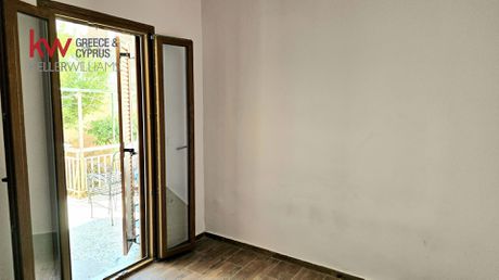 Apartment 78sqm for sale-Petroupoli