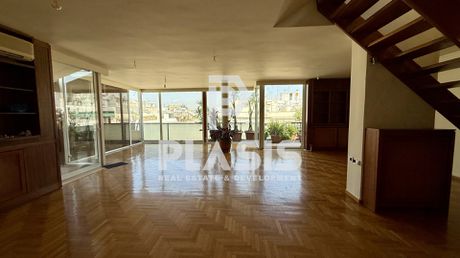 Μεζονέτα 200τ.μ. για ενοικίαση-Κολωνάκι - λυκαβηττός