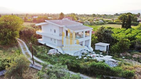 Detached home 200sqm for sale-Diakopto » Nikoleika