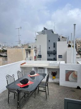 Studio 24sqm for rent-Exarchia - Neapoli » Neapoli Exarcheion