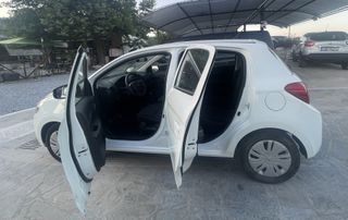 Mitsubishi Space Gear 2018-thumb-6