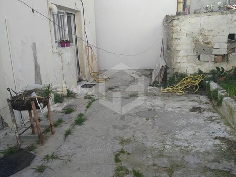 Οικόπεδο 132τ.μ. για πώληση-Περιστέρι » Άσπρα χώματα