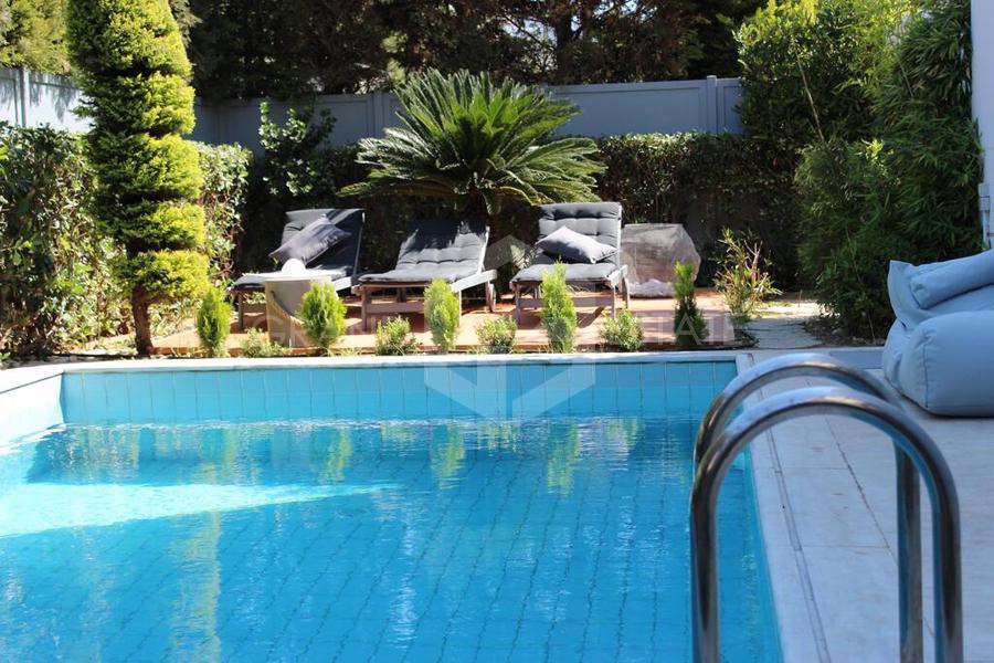 Βίλλα 295 τ.μ. πρός πώληση, Αθήνα - Νότια Προάστια, Γλυφάδα