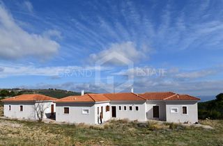 Μονοκατοικία 400 τ.μ. για πώληση