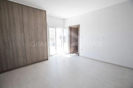 Διαμέρισμα 427τ.μ. για πώληση-Άγιοι ανάργυροι » Κέντρο