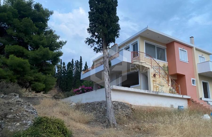 Μονοκατοικία 240 τ.μ. προς πώληση, Άνω Λουτρό