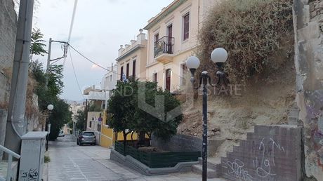 Οικόπεδο 280τ.μ. για πώληση-Καστέλλα