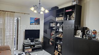 Διαμέρισμα 74 τ.μ. για πώληση, Πειραιάς, Ταμπούρια-thumb-2
