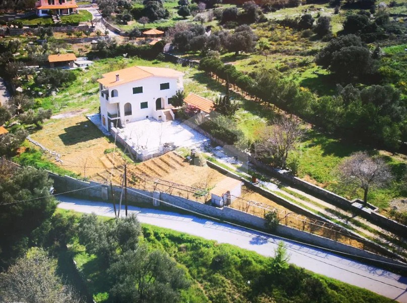 Μεζονέτα 490 τ.μ. προς πώληση, Νέα Στύρα