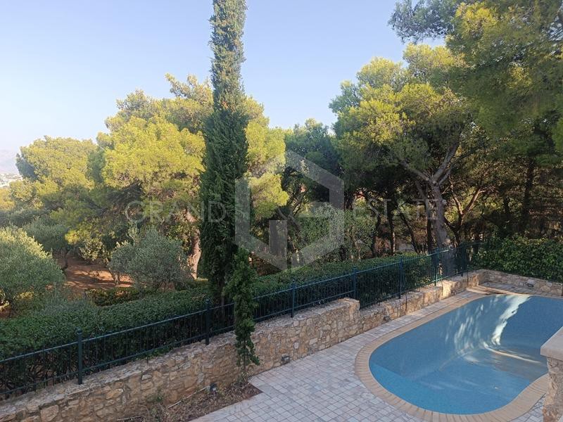 Βίλλα 350 τ.μ. πρός ενοικίαση, Αθήνα - Βόρεια Προάστια, Βριλήσσια