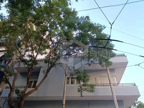 Κτίριο 370τ.μ. για πώληση-Αττική » Πλατεία αττικής