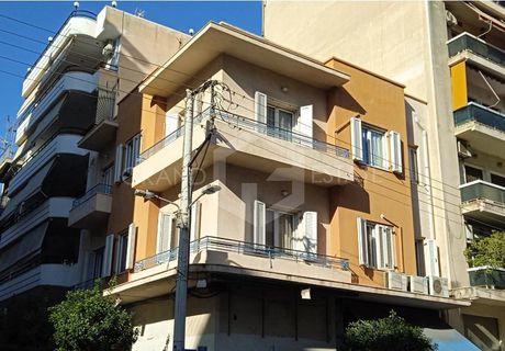 Μονοκατοικία 220τ.μ. για πώληση-Φρεαττύδα