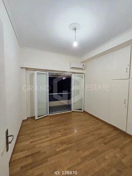 Studio 30sqm for sale-Goudi » Agios Thomas