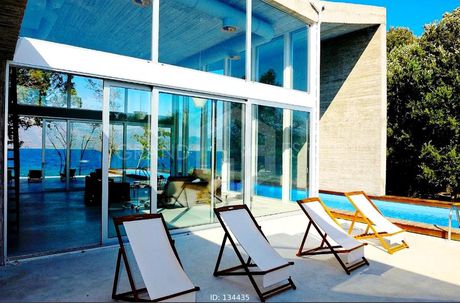 Villa 434sqm for sale-Erineo » Mpouka