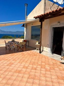 Building 217sqm for sale-Anthidonos » Kronia