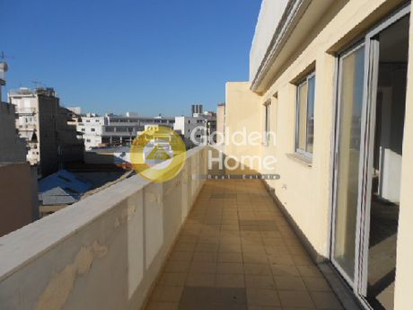 Επιχειρηματικό κτίριο 2.400τ.μ. για πώληση-Πειραιάς - κέντρο