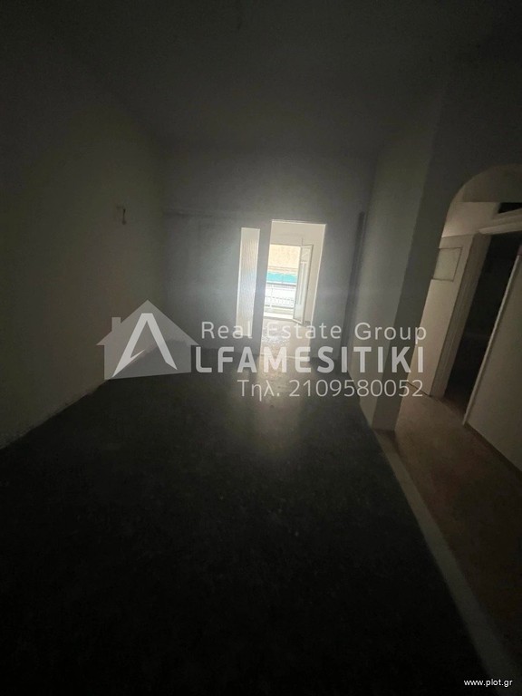 Διαμέρισμα 60 τ.μ. προς πώληση, Καμίνια