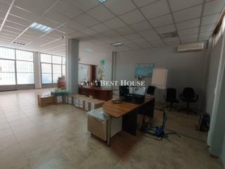 Office 70 sqm for rent