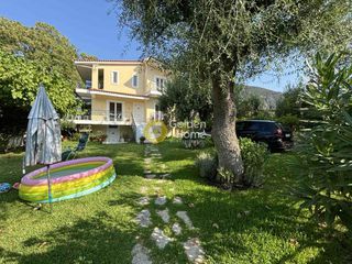 Μονοκατοικία 220 τ.μ. για πώληση