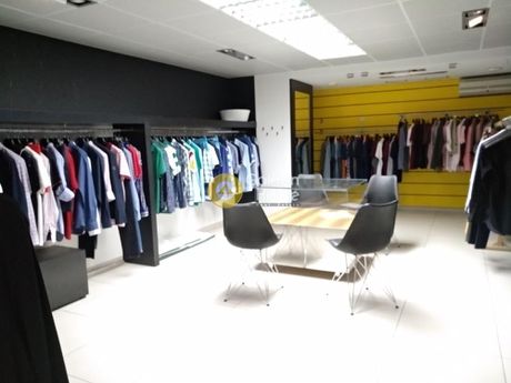 Business bulding 2.050sqm for sale-Kolonos - Kolokinthous » Kolonos