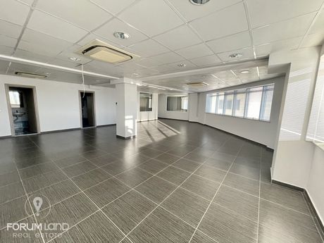 Office 700sqm for rent-Pylea » Mediterranean Cosmos