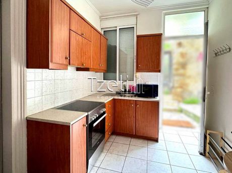 Studio 35sqm for rent-Patra » Frourio