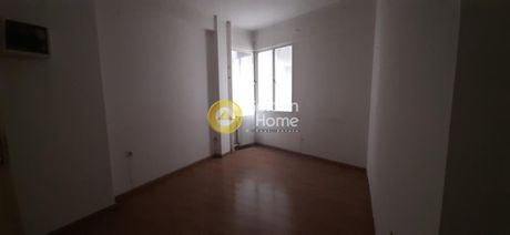 Office 16sqm for rent-Exarchia - Neapoli » Exarcheia