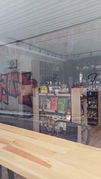Store 55sqm for rent-Aigaleo » Lioumi