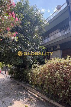 Business bulding 342sqm for sale-Mets - Kalimarmaro