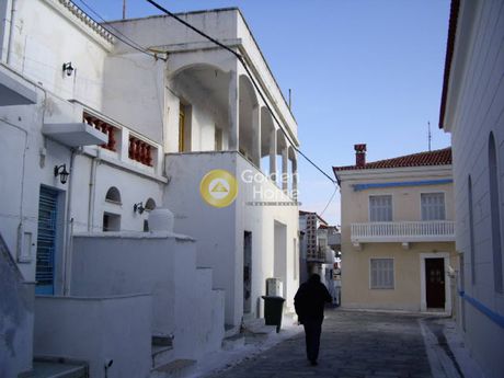 Business bulding 330sqm for sale-Andros » Chora