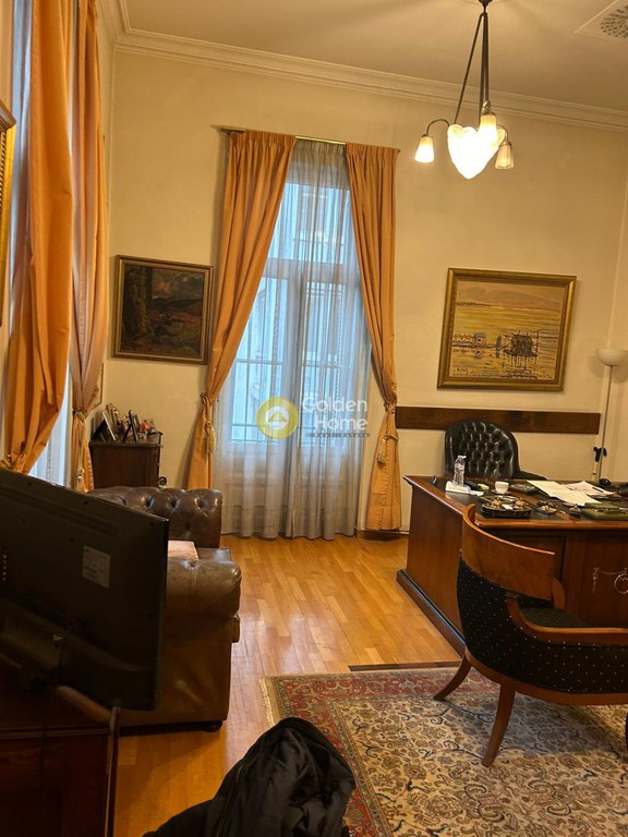 Επιχειρηματικό κτίριο 1.280 τ.μ. προς πώληση, Εξάρχεια