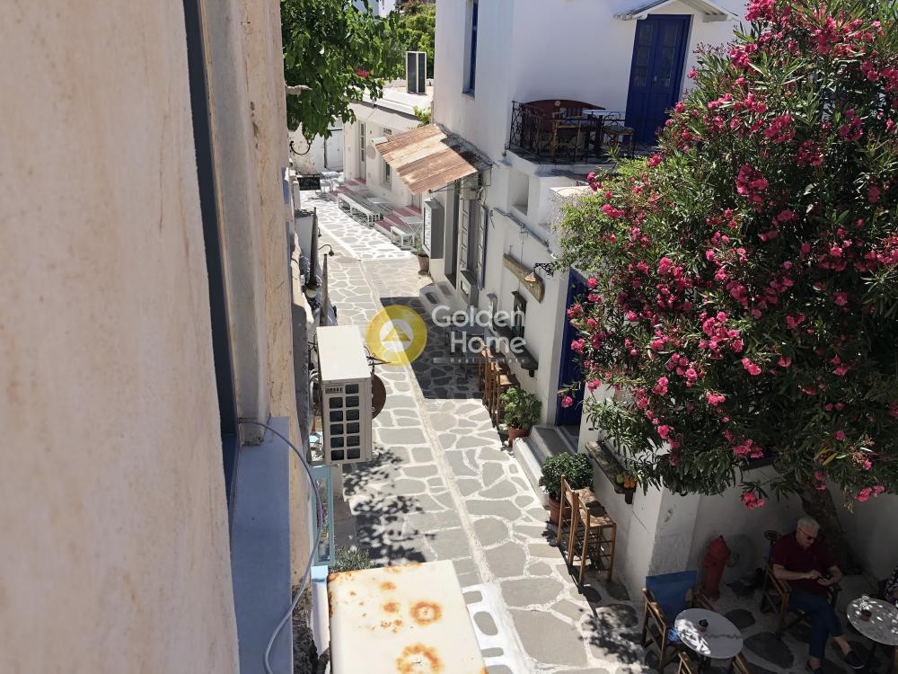 Κτίριο 360 τ.μ. προς πώληση, Παροικιά