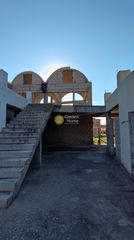 Κτίριο 236 τ.μ. για ενοικίαση, Κυκλάδες, Σαντορίνη-thumb-1