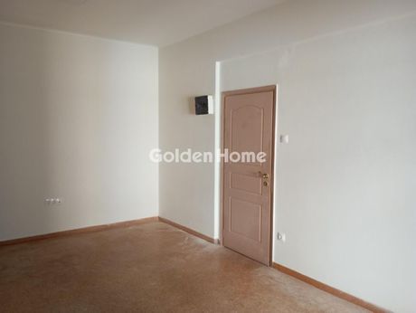 Office 22sqm for rent-Exarchia - Neapoli » Politechneio