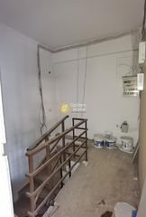 Κατάστημα 690 τ.μ. προς πώληση, Καστέλλα-thumb-4
