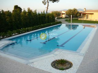 Συγκρότημα διαμερισμάτων 500 τ.μ. για πώληση