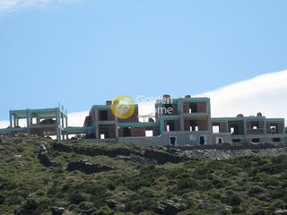 Συγκρότημα διαμερισμάτων 1.025 τ.μ. για πώληση