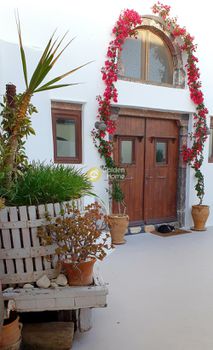 Συγκρότημα διαμερισμάτων 230τ.μ. για πώληση-Σαντορίνη » Θήρα