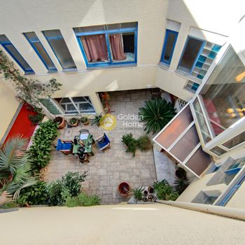 Building 306sqm for sale-Historic Center » Filopapou