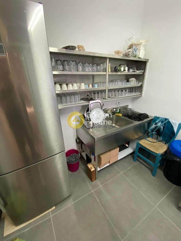 Επιχειρηματικό κτίριο 105 τ.μ. πρός πώληση, Σποράδες, Σκύρος
