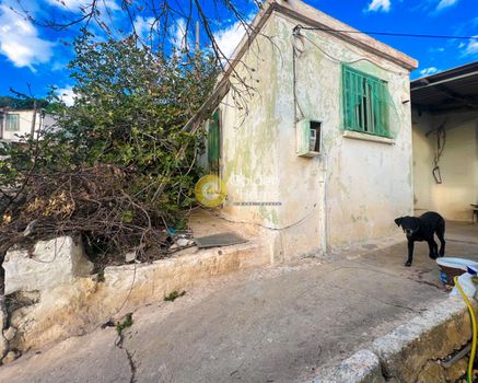 Land plot 219sqm for sale-Perama » Diilistiria