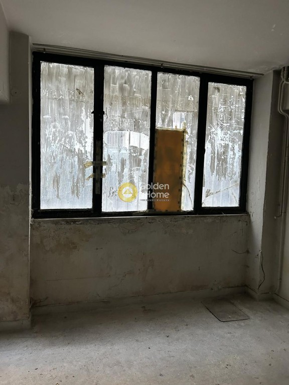 Κατάστημα 51 τ.μ. προς πώληση, Ερυθρός