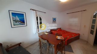 Διαμέρισμα 60 τ.μ. για ενοικίαση, Κυκλάδες, Σαντορίνη-thumb-1