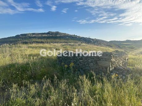 Land plot 2.325sqm for sale-Syros » Ermoupoli
