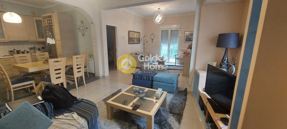 Κτίριο 215 τ.μ. προς πώληση, Κολωνός