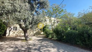 Επιχειρηματικό κτίριο 975 τ.μ. για πώληση