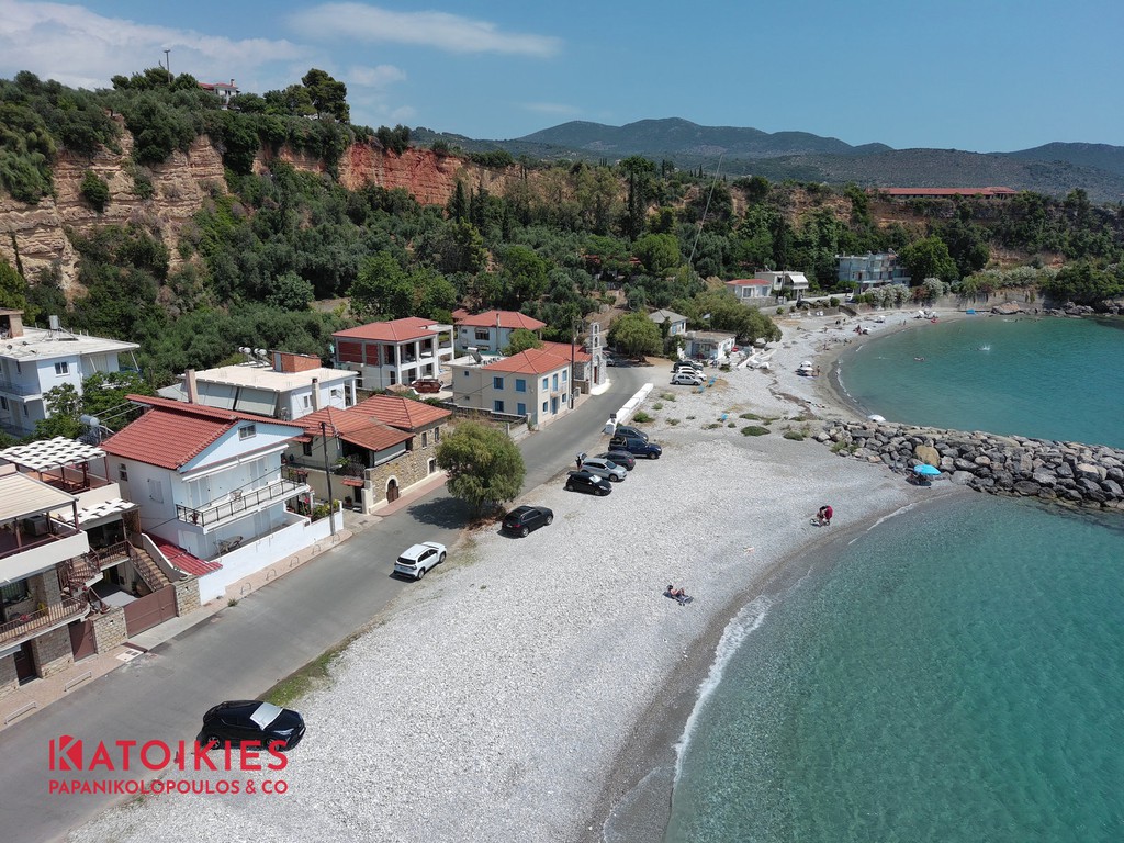 Κτίριο 261 τ.μ. προς πώληση, Ακρογιάλι Αβίας