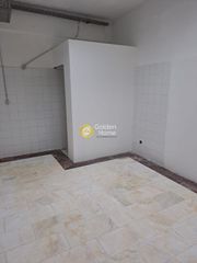 Store 33 sqm for sale